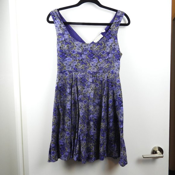 Kimchi Blue from Urban Outfitters Dress in Small - Picture 1 of 3